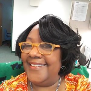 Meet your Posher, Lynn